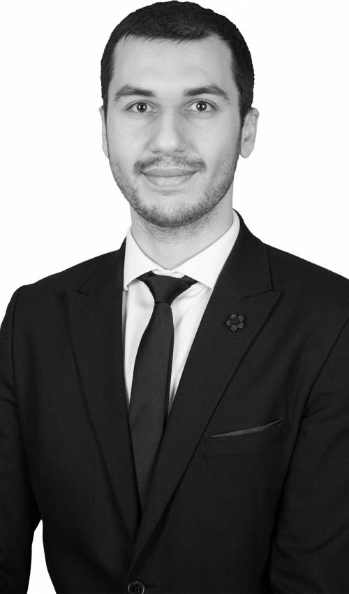 Av. Mehmet ÖZDEMİR